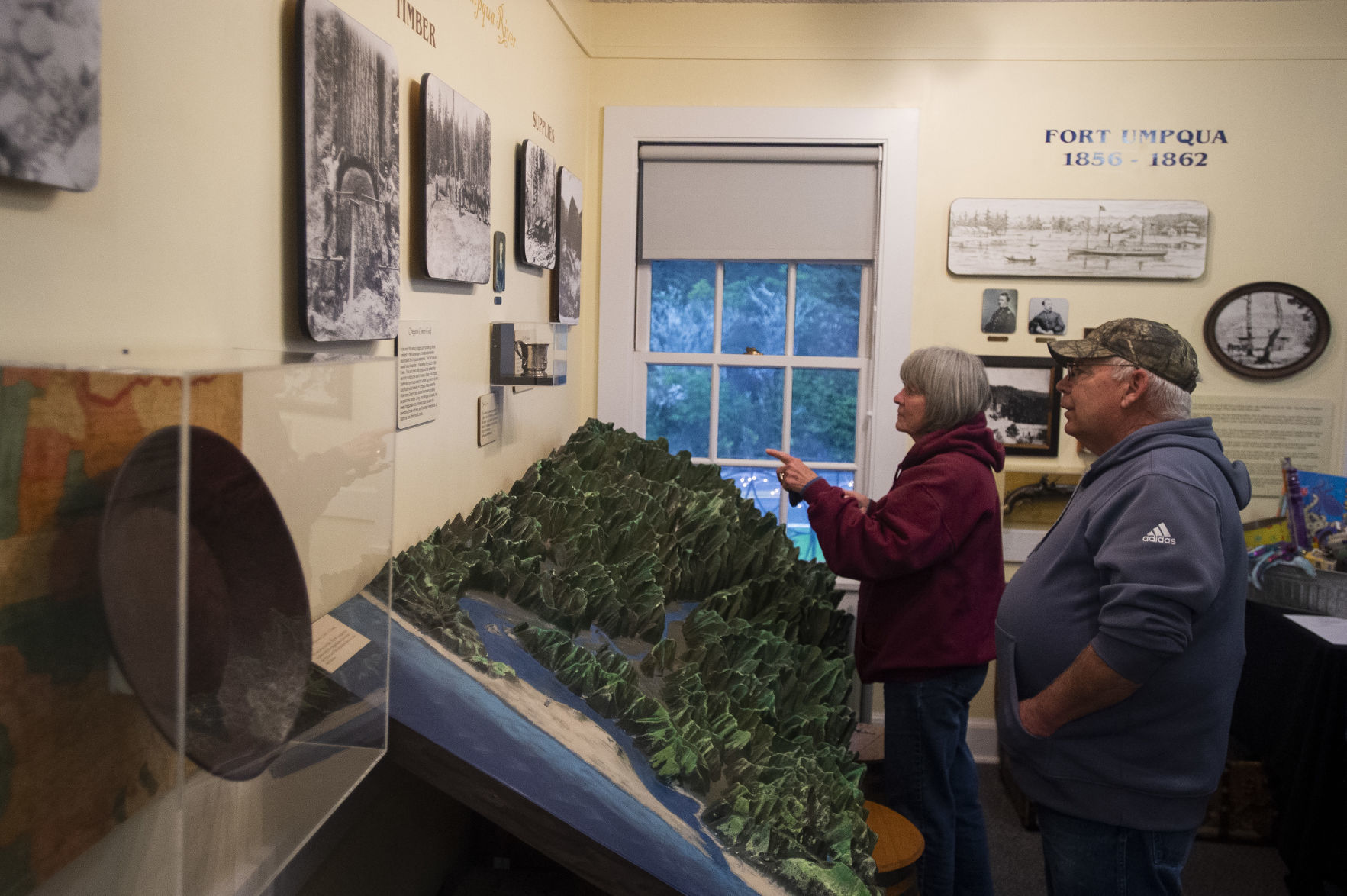 Umpqua River Lighthouse 125th Birthday